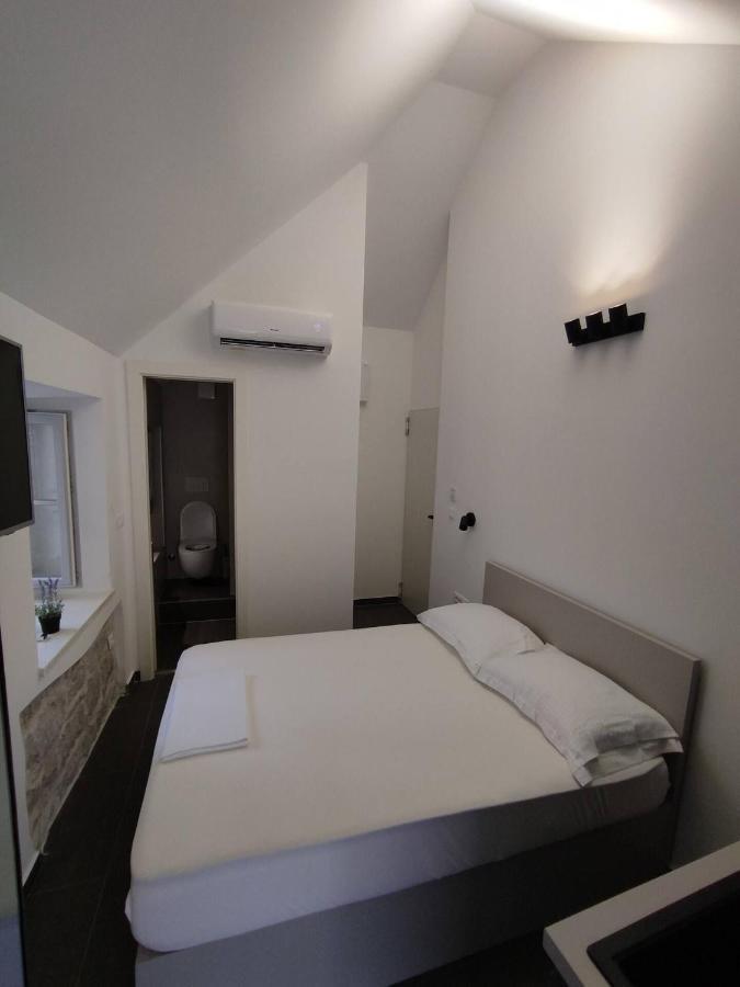 The Center Of Split, Renovated Stone House 아파트 외부 사진